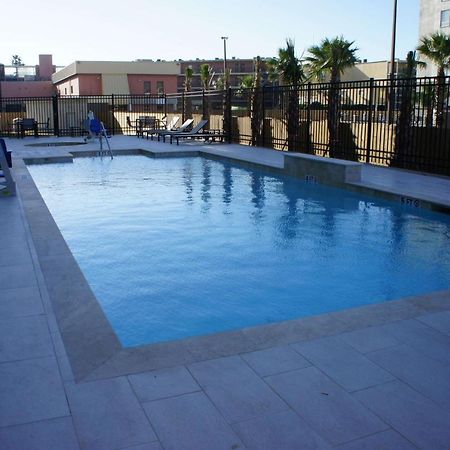 La Quinta Inn & Suites By Wyndham Galveston West Seawall Exterior foto